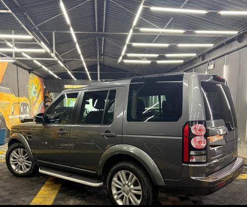 LAND ROVER DISCOVERY 4 3.0 SE 4X4 V6 24V BI-TURBO DIESEL 4P AUTOMÁTICO LAND ROVER DISCOVERY 4 3.0 SE 4X4 V6 24V BI-TURBO DIESEL 4P AUTOMÁTICO